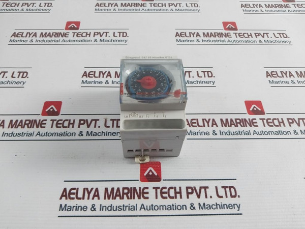 Legrand 037 53 Microrex Qt31 Timer Switch 16A 230V 50/60Hz