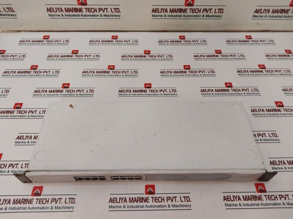 3Com Superstack 3 Baseline 10/100 Switch Used