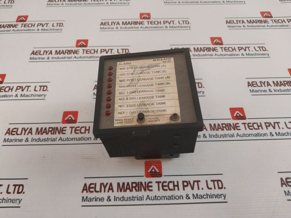 Selco M4100-22 Alarm Annunciator Panel 24V