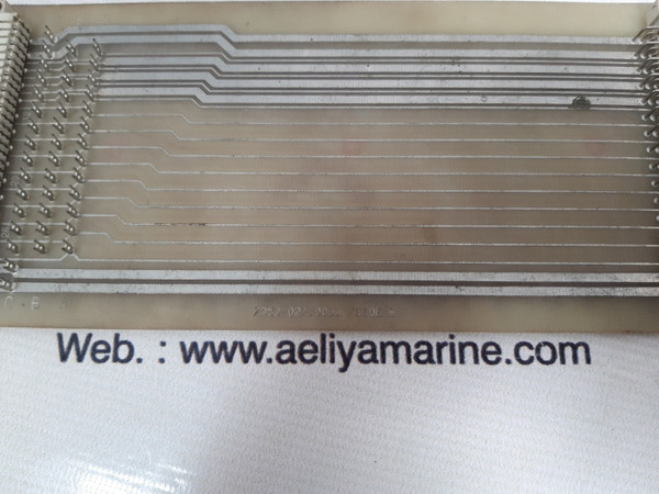 Amphenol 7252-027.0000 PCB Card C 143 R48F 20 A 872 250V Weight: 100 Gm