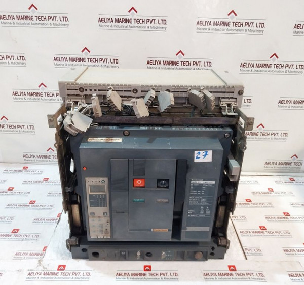 Merlin Gerin Masterpact Nw20 H1 Circuit Breaker 2000A 12Kv 1000V