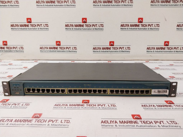 Switch Cisco Catalyst 2950 Series Cisco Systems, Inc. Used