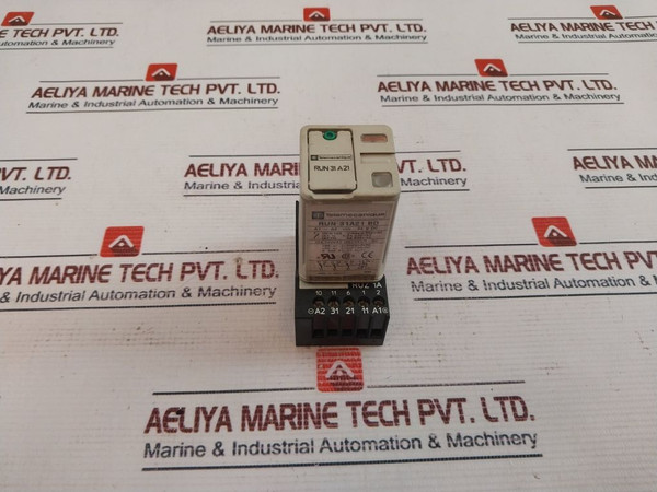 Telemecanique Run 31A21 Bd Socket With Relay 230Vac