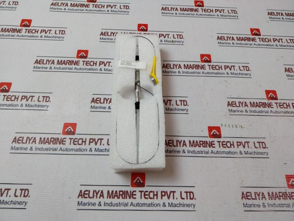 Waters 186002877 Acquity Uplc Beh C8 1.7µM 2.1 X 50 Mm Column New