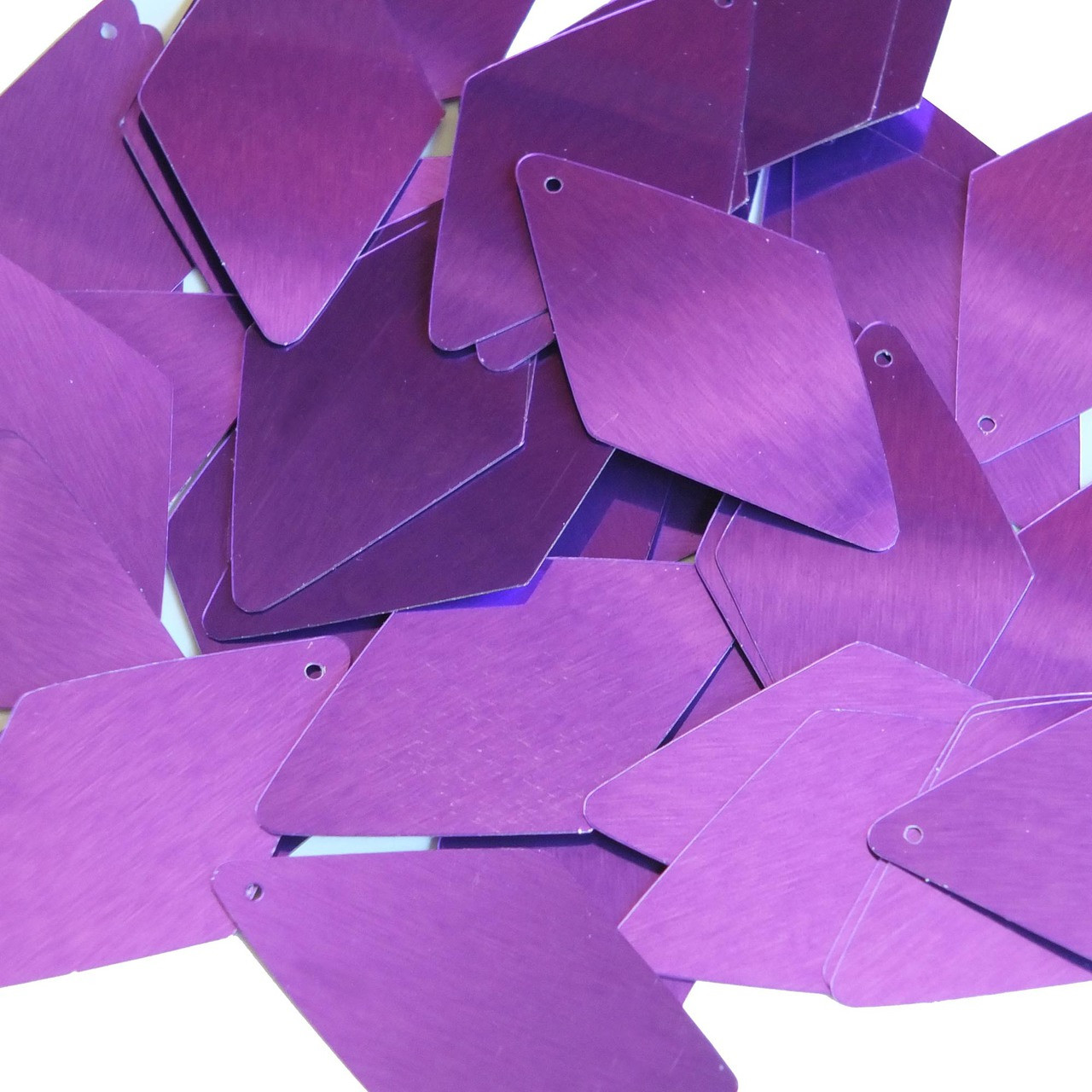 Long Diamond Sequin 1.75" Light Purple Metallic