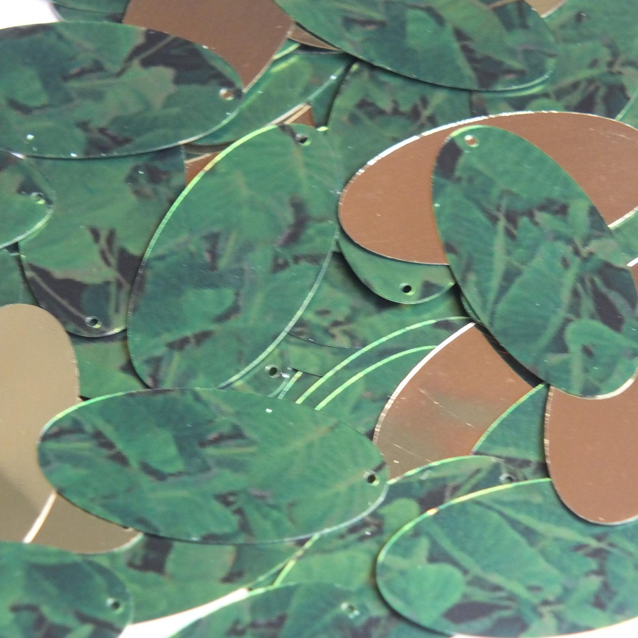 Oval Sequin 1.5" Green Burdock Dock Leaf Gold Metallic