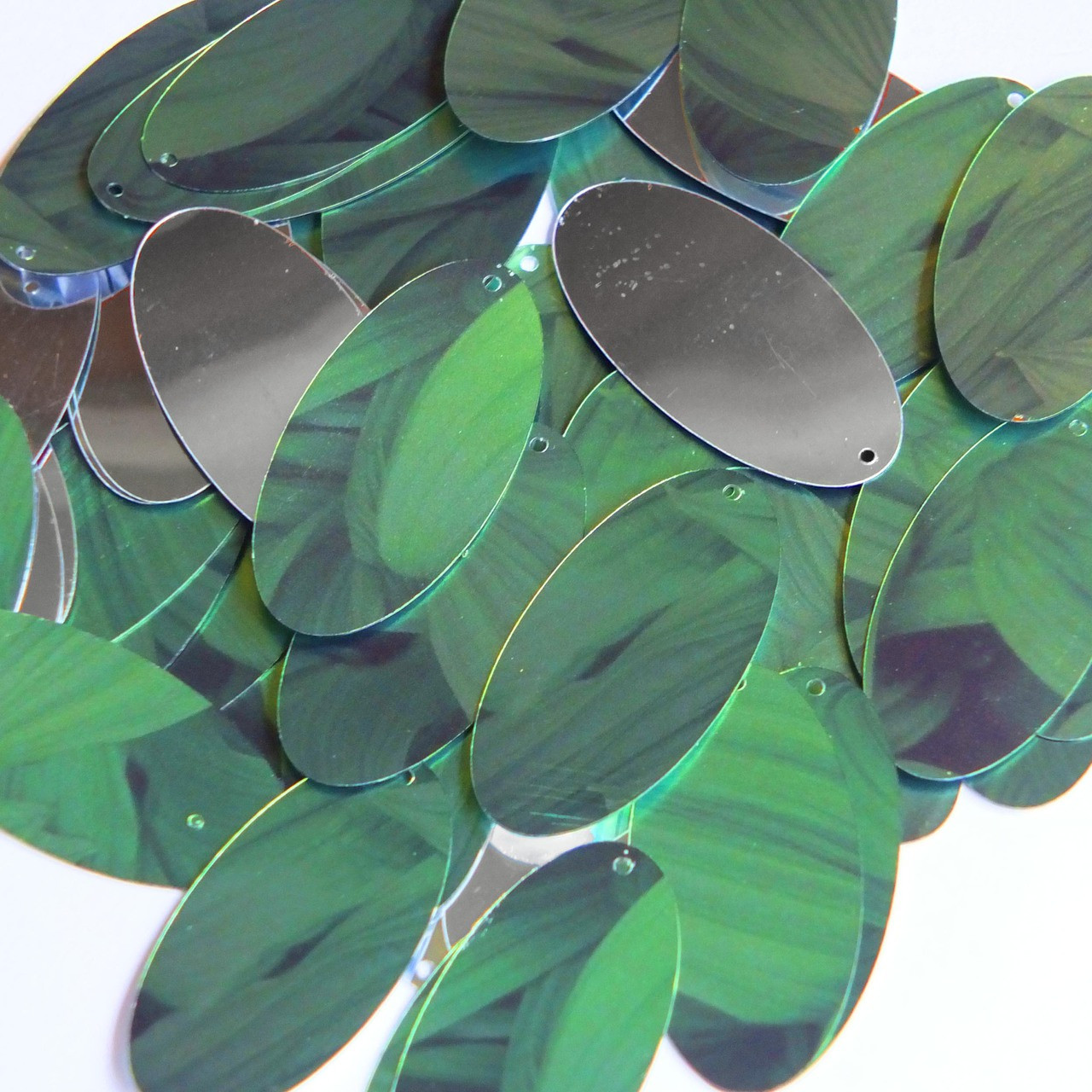 Oval Sequin 1.5" Green Leaf Hosta Silver Metallic