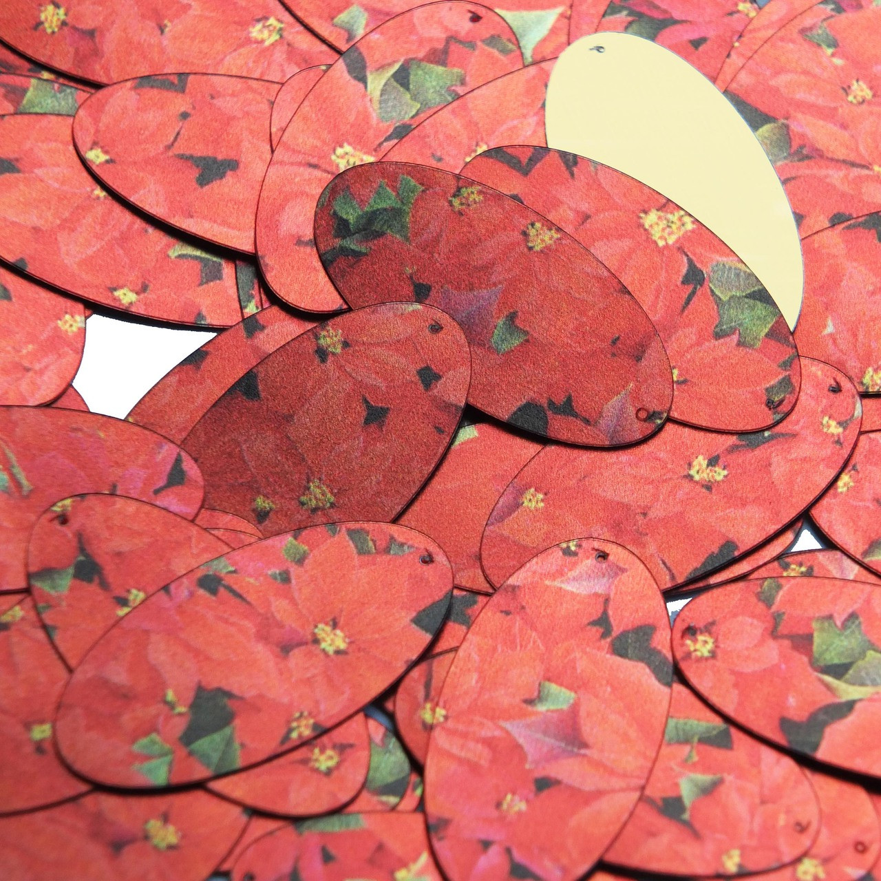 Oval Sequin 1.5" Red Poinsettia Flowers Floral Metallic