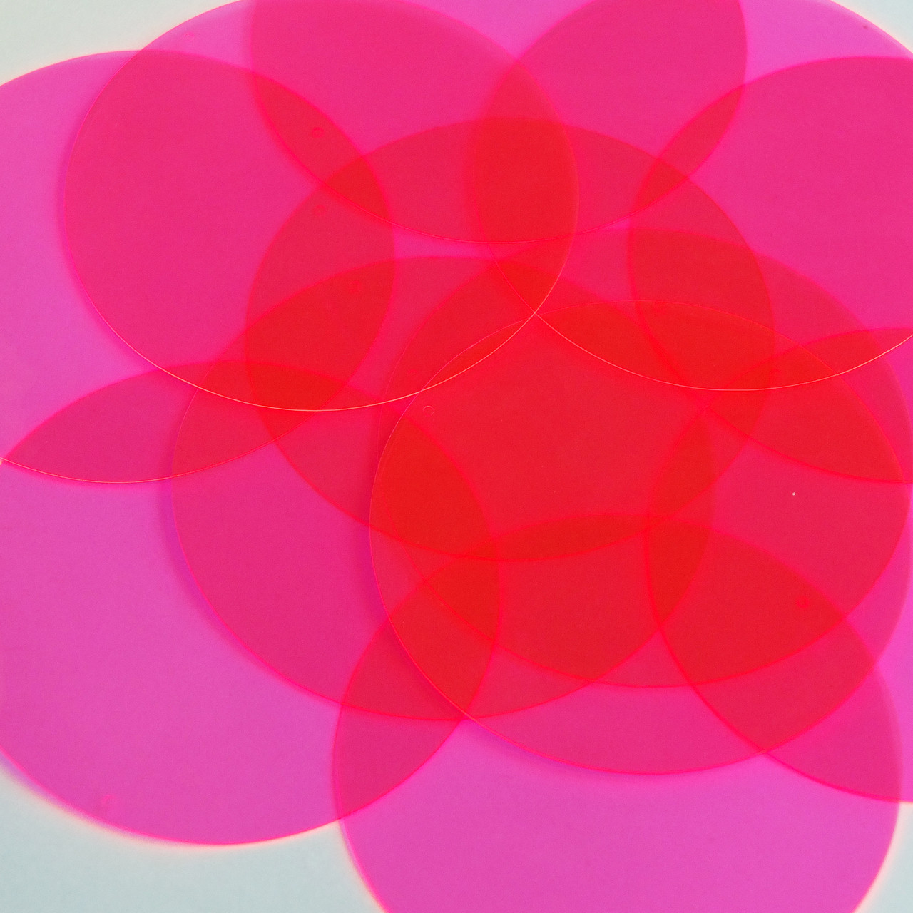 Round Vinyl Shape 70mm Hot Pink Go Go Fluorescent Edge Glow
