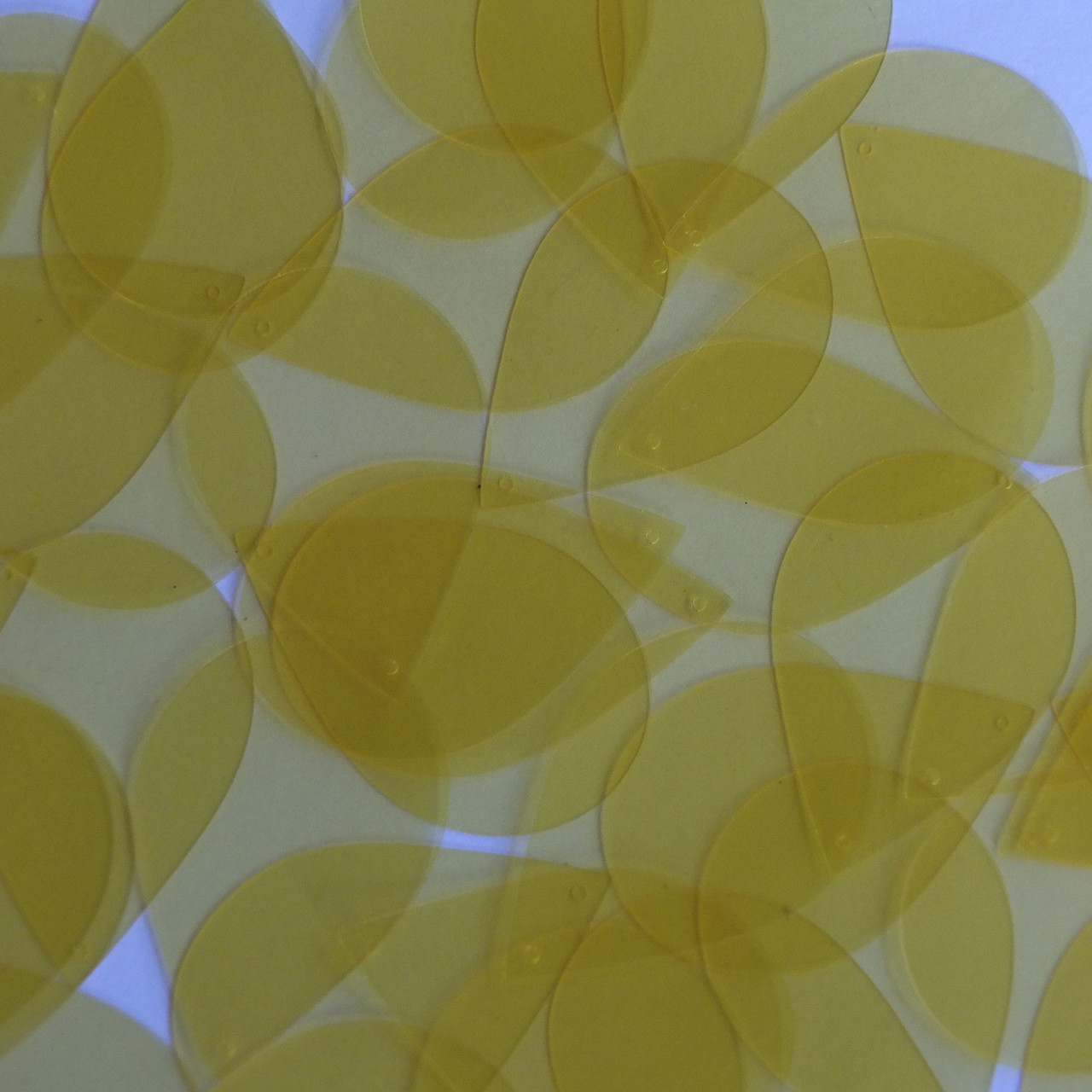 Teardrop Vinyl Shape 1.5" Yellow Go Go Transparent