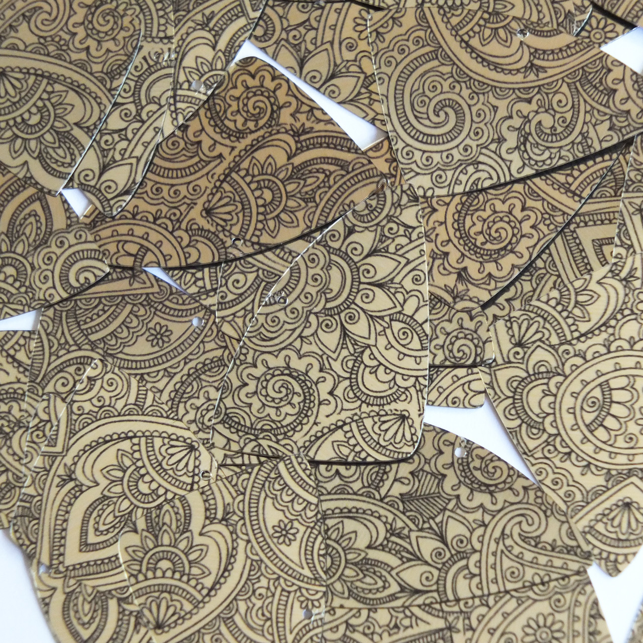 Fishscale Fin Sequins 1.5" Mehndi Pattern Black Gold Metallic