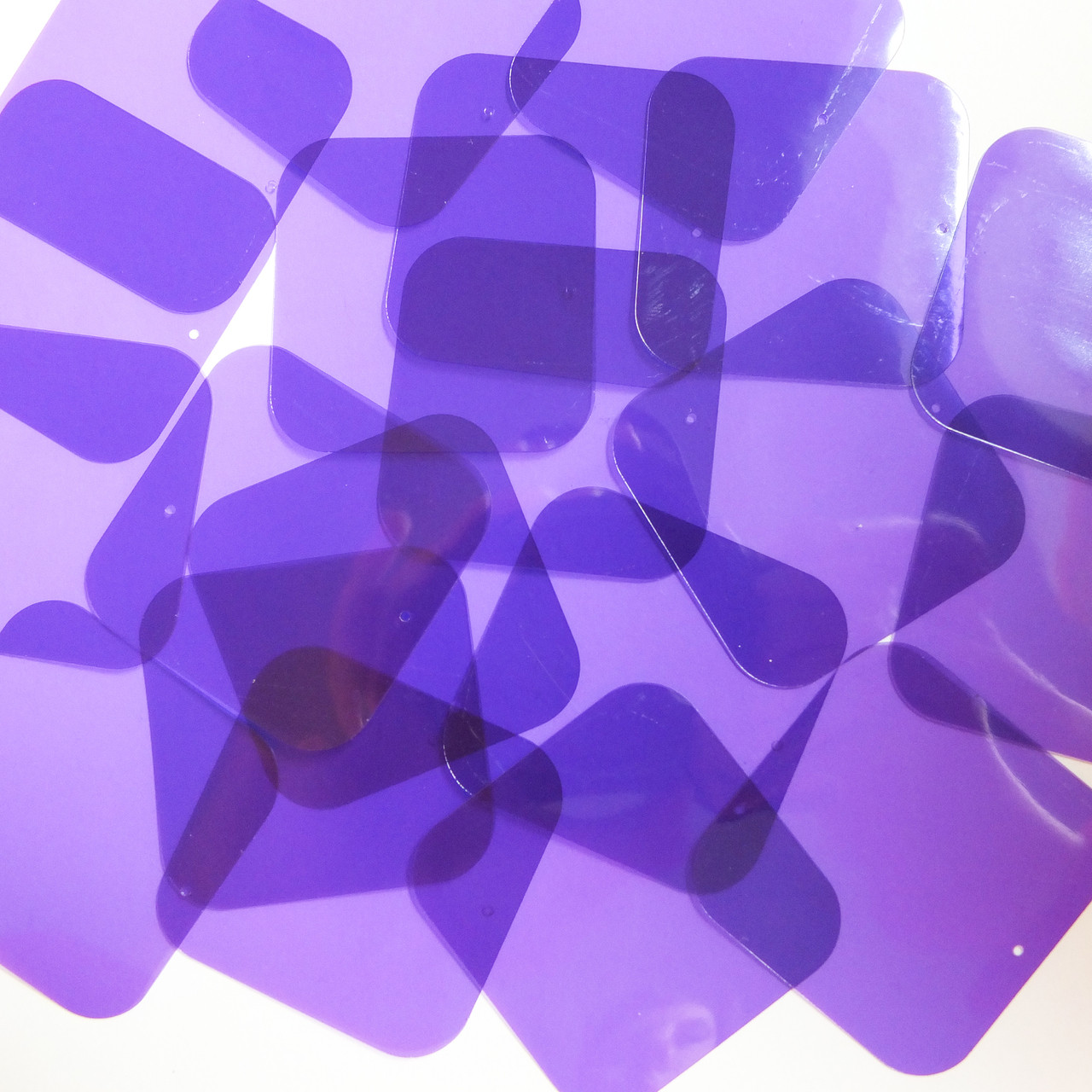 40mm Square Shape Vinyl Go Go Trans Purple