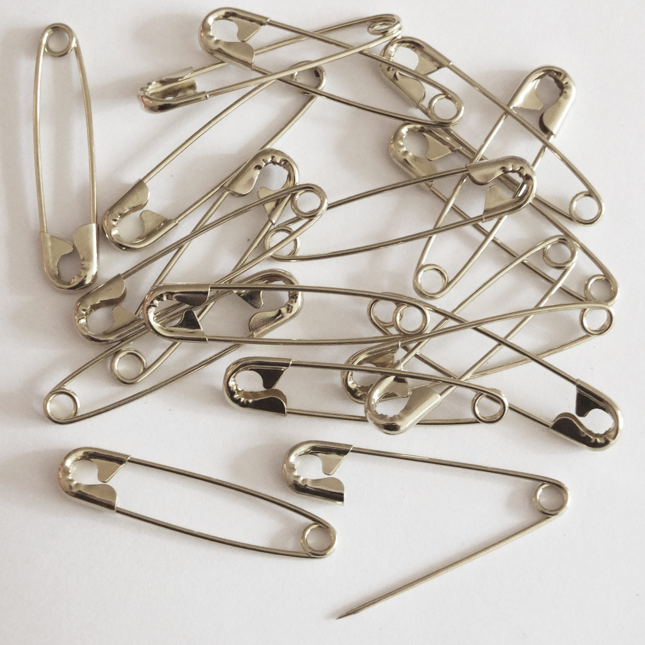 Rhinestone Safety Pins: Silver – michaelacorning