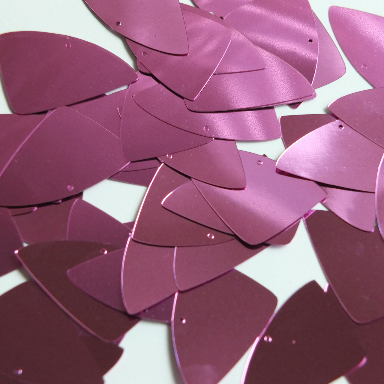 Fishscale Fin Sequin 1.5" Orchid Pink Metallic