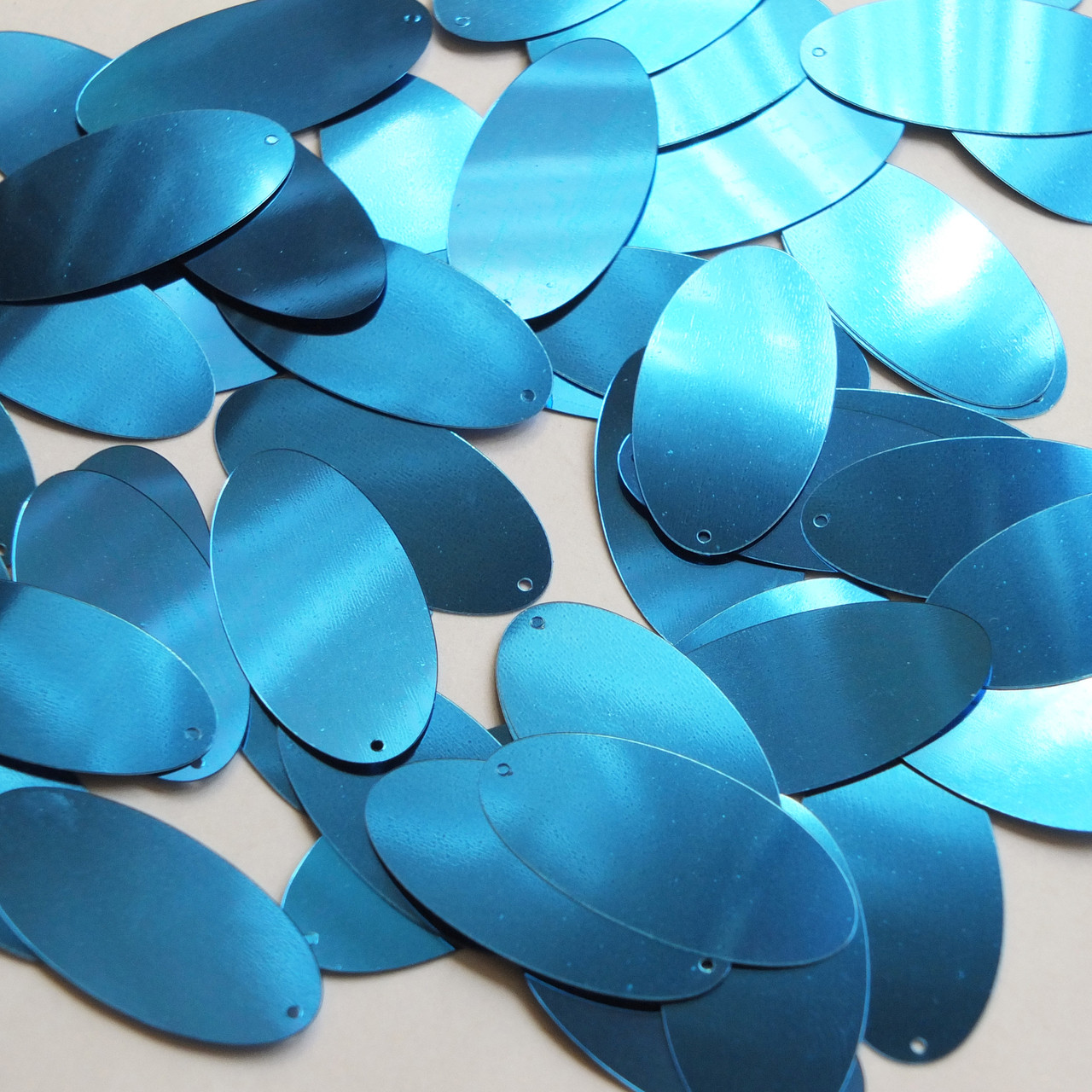 Oval Sequin 1.5" Sky Blue Metallic