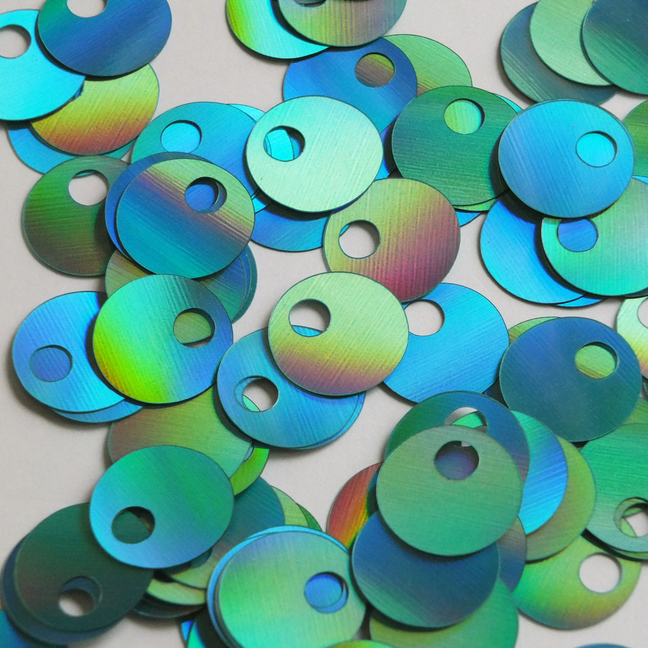 エトゥベラ ゼリーストーン ラウンド Large Hole Round Sequin 20mm Aqua Blue Lazersheen Reflective