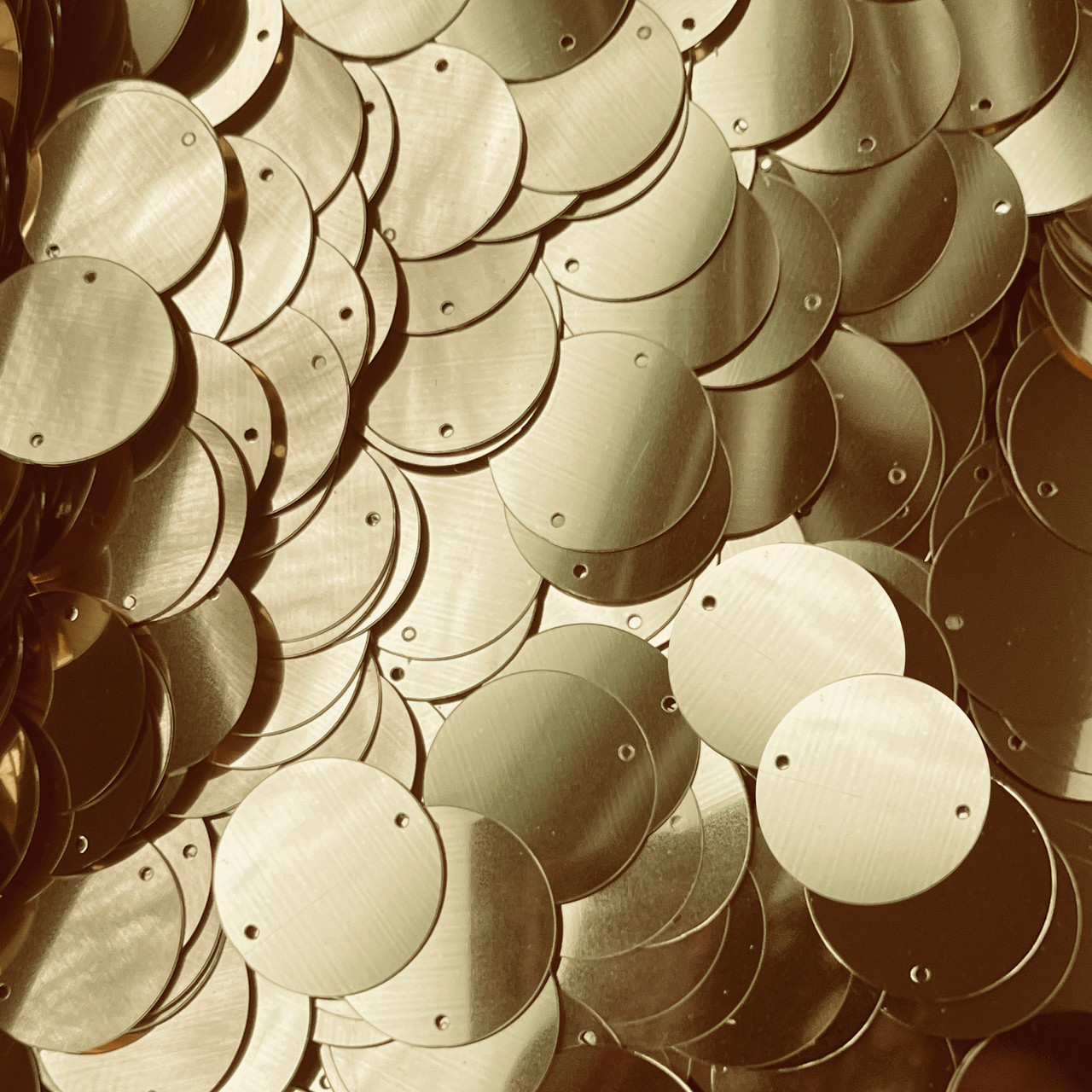 20mm Sequins 2 Hole Gold Metallic