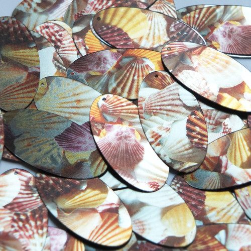 Oval Sequin 1.5" Scallop Seashell Print Metallic