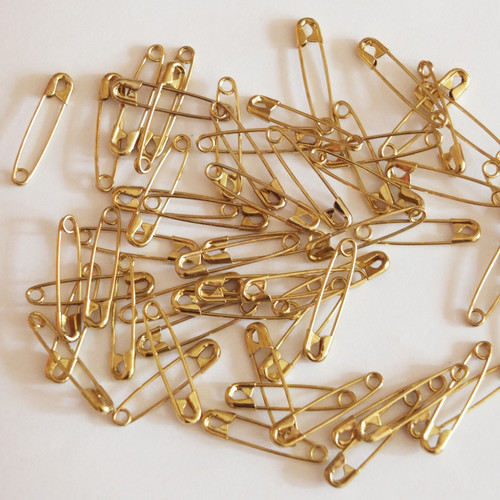 7/8" Gold Safety Pins