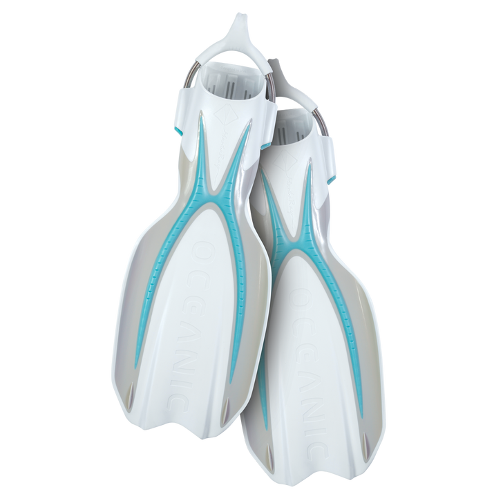 Oceanic Manta Ray Open Heel Fins with Spring Straps