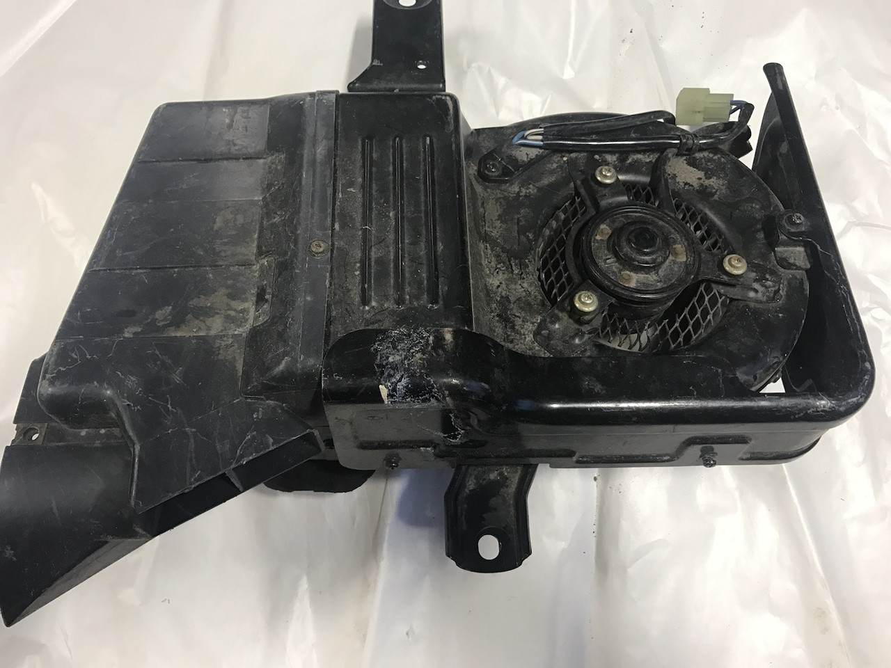 Toyota Land Cruiser FJ80 FZJ80 Rear Heater 87110-60110 87110-60190