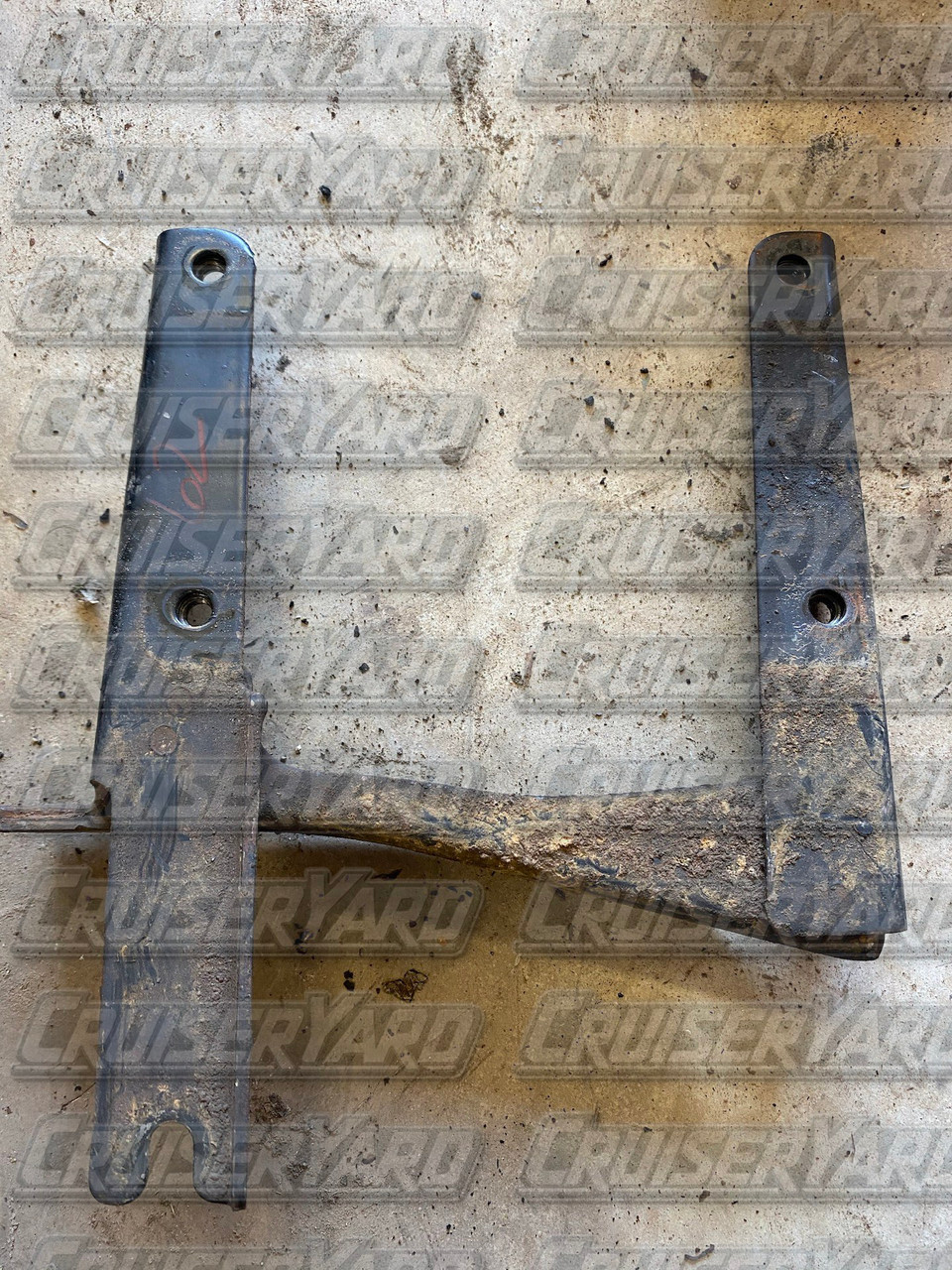 Toyota Land Cruiser FJ62 Charcoal Canister Bracket 7775160020