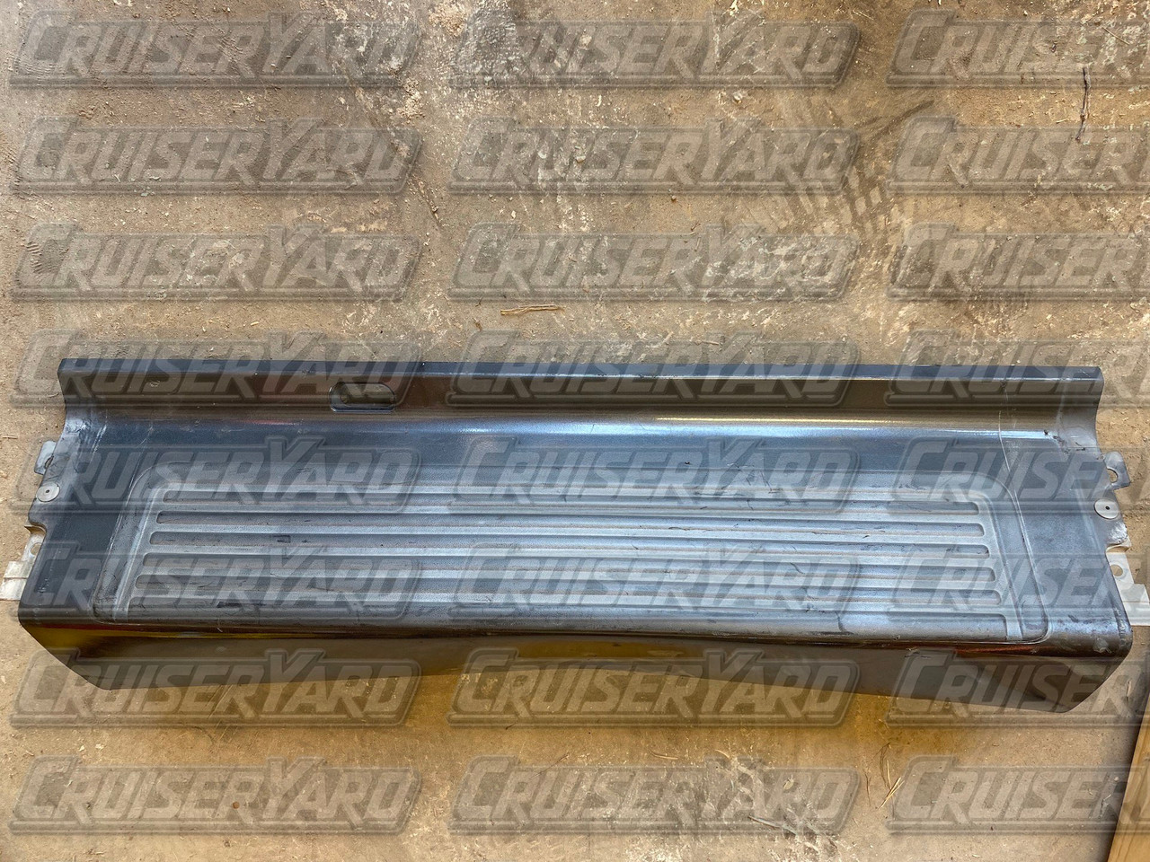 Toyota Land Cruiser FZJ80 LX450 Plastic Rear Center Bumper 52350
