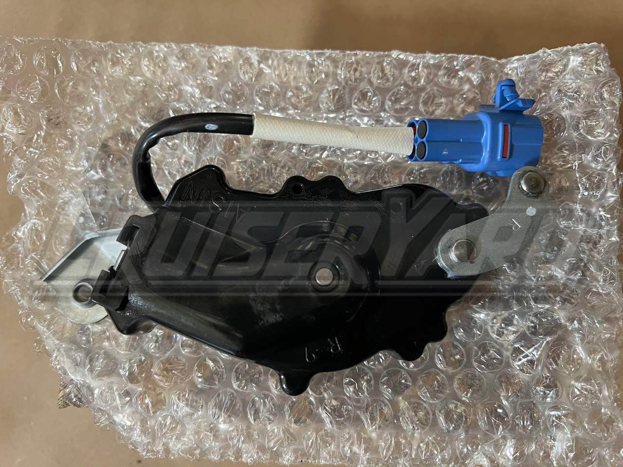 New Toyota Land Cruiser FZJ80 FJ80 Right Rear Door Lock Actuator