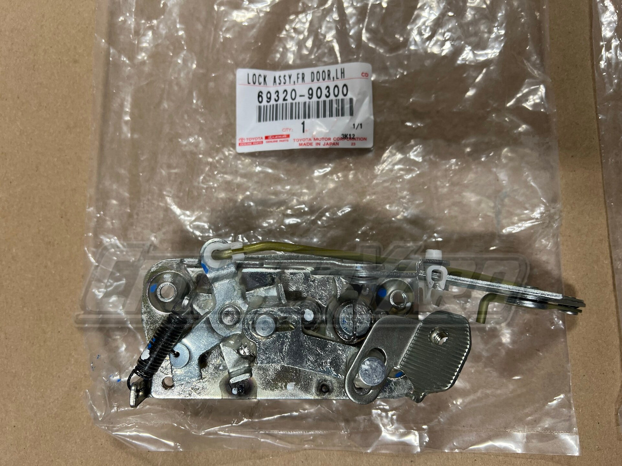 2-Piece Front Door Lock Latch Set For Toyota Land Cruiser FJ40/BJ40 1975-1984 – Left & Right, Replaces OE 6932090300