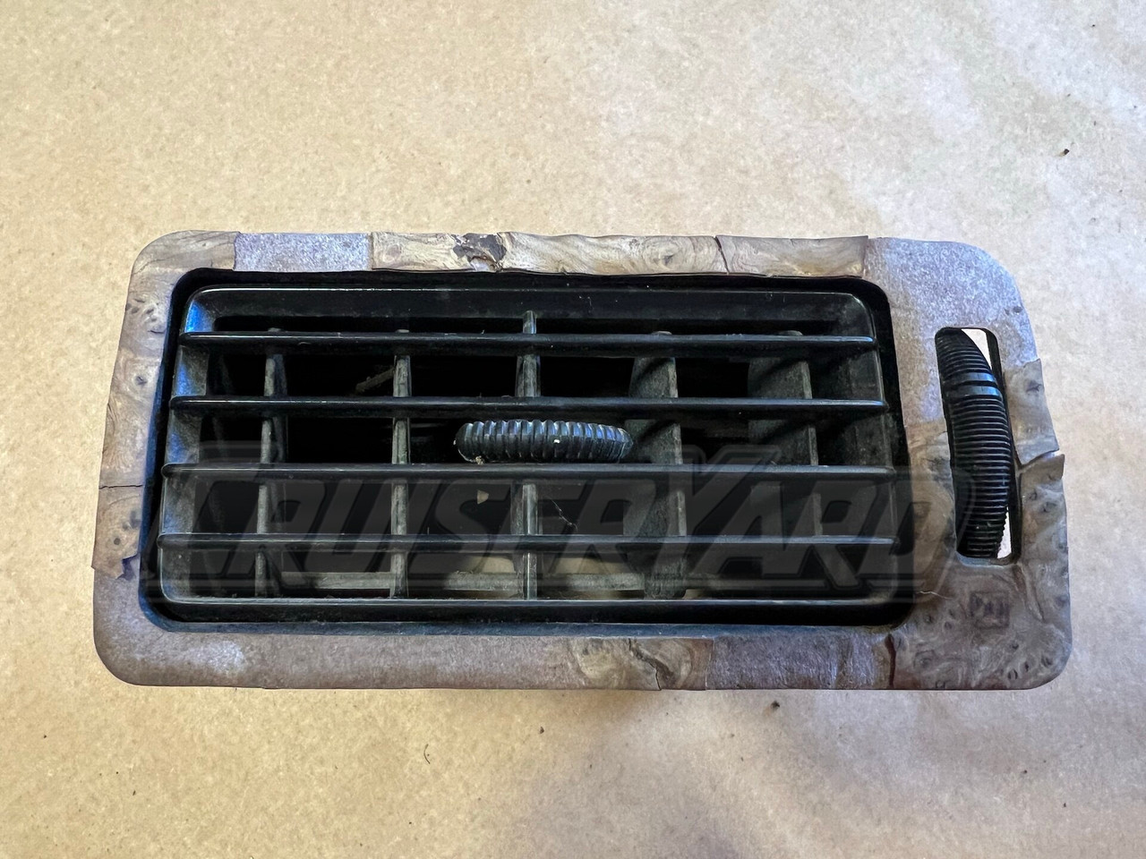 Toyota Land Cruiser 95-97 FZJ80 Far Right Vent Register 55660-60070