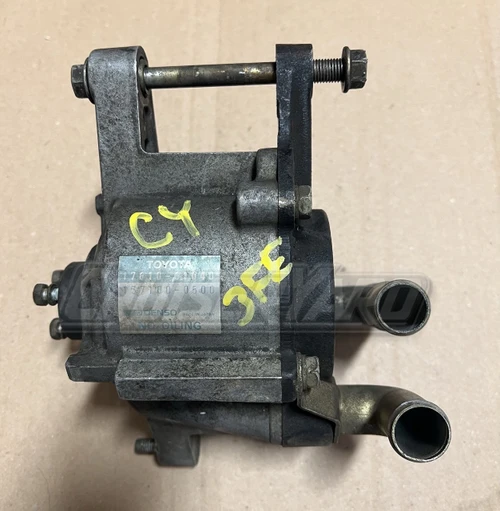 Toyota Land Cruiser FJ62 OEM 3FE Air/Smog Pump 17610-61040