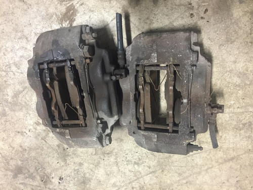 Toyota Land Cruiser OEM UZJ100 Front Brake Calipers