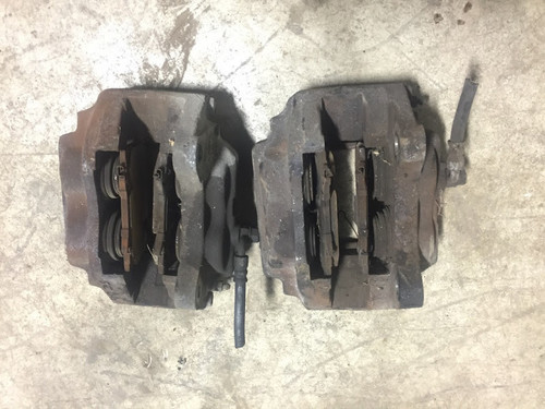 Toyota Land Cruiser OEM UZJ100 Front Brake Calipers