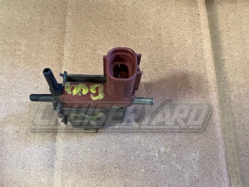 Toyota Land Cruiser FJ80 FZJ80 Vacuum Switch Valve 90910-12043