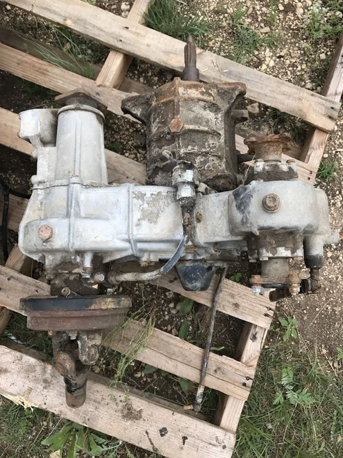 Toyota Land Cruiser FJ40 FJ55 Transmission/Transfer Case Combo with PTO Gearbox