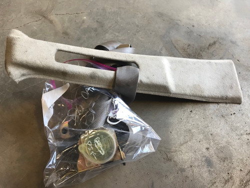 Toyota Land Cruiser 95-97 Right Front Oak Seat Belt w Adjuster Trim
