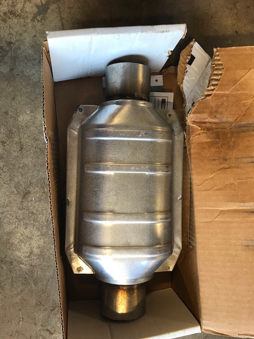 MagnaFlow 94105 Universal Catalytic Converter