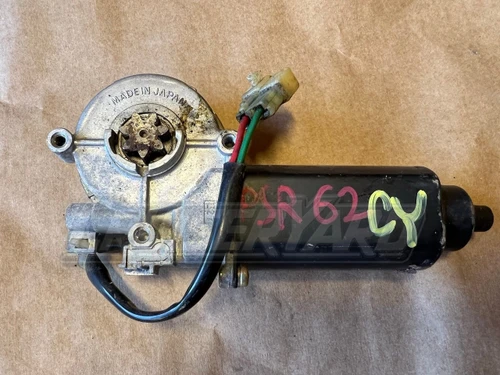 Toyota Land Cruiser FJ62 OEM Right Rear Electric Window Motor 85710-90A01