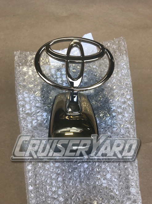 New Toyota Land Cruiser FJ80 FZJ80 Non-US OEM Hood Ornament