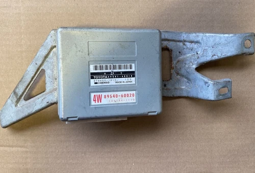 Toyota Land Cruiser OEM FZJ80 ABS Computer 89541-60010