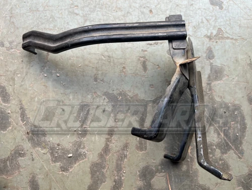 Toyota Land Cruiser FZJ80 Charcoal Canister Bracket 77751-60220