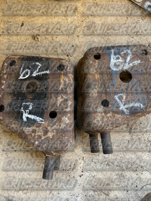 62 Series, Set of Rear Spring Seat/Perch