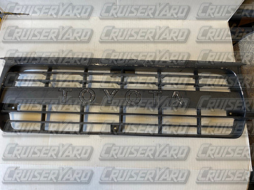 Toyota OEM Land Cruiser 91-94 FJ80 FZJ80 TOYOTA Grill 53111-60070