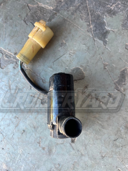 Toyota Land Cruiser FJ60 Windshield Washer Motor 85310-20130 85310-12130