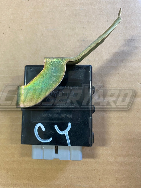 Toyota Land Cruiser UZJ100 OEM Running Light Relay 82642-30020