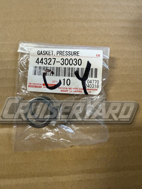 New Toyota Land Cruiser OEM UZJ100 Power Steering Pressure Gasket 44327-30030