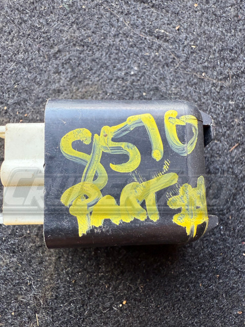 Toyota Land Cruiser FZJ80 Denso Relay 056700-8570