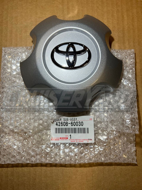 New OEM Toyota Land Cruiser URJ200 Hubcap Wheel Cap Cover 4260B-60030