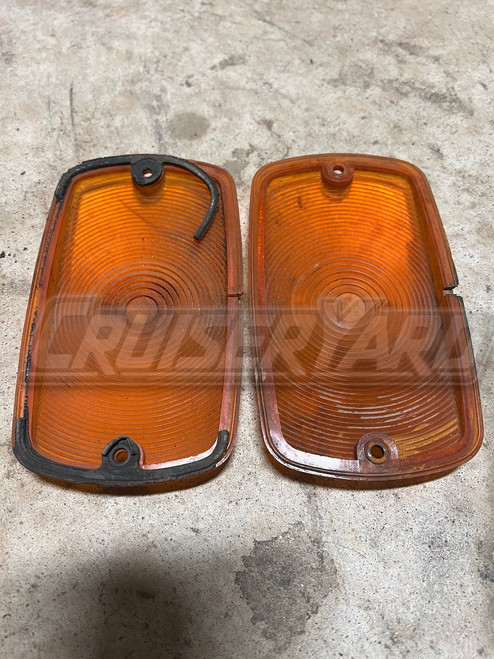 Toyota Land Cruiser Early FJ55 Pair of OEM Turn Signal Lenses