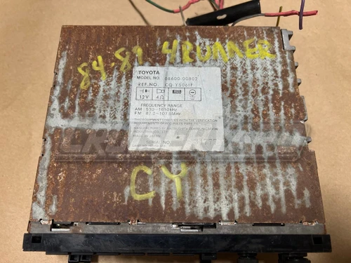 Toyota 4Runner 1st Gen OEM Factory Radio Stereo 08600-00902